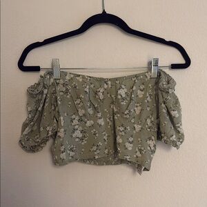 Hollister Green Puff Sleeve Crop Top